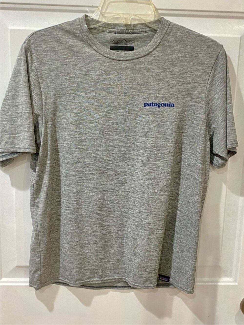 Short-Sleeve Performance Tee in Heather Gray Blue Logo
